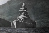 Tirpitz apostado en un fiordo noruego
